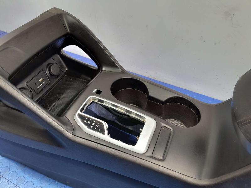 2015 Hyundai Tucson Front Console