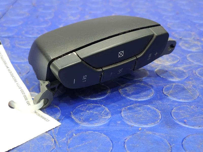 2010 Chevrolet Tahoe Combination Switch