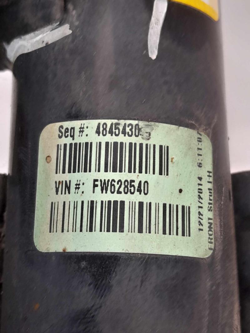 2015 Jeep Cherokee Strut Assembly