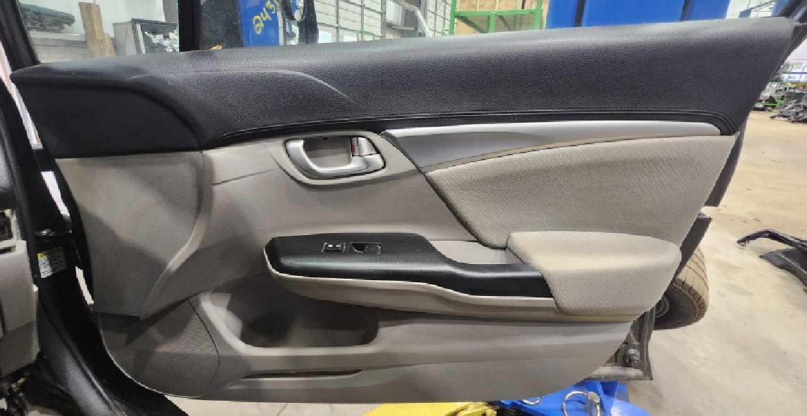 2013 Honda Civic Front Door Trim Panel