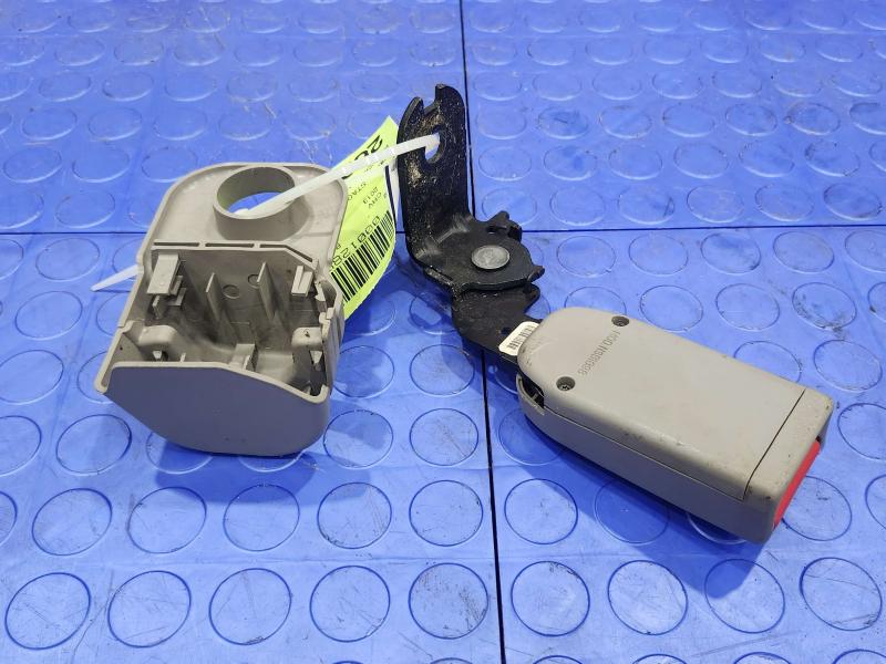2013 Honda CR-V Rear Seat Belt
