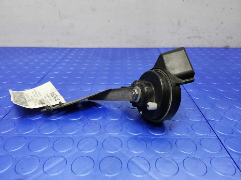 2011 Volkswagen Touareg Horn