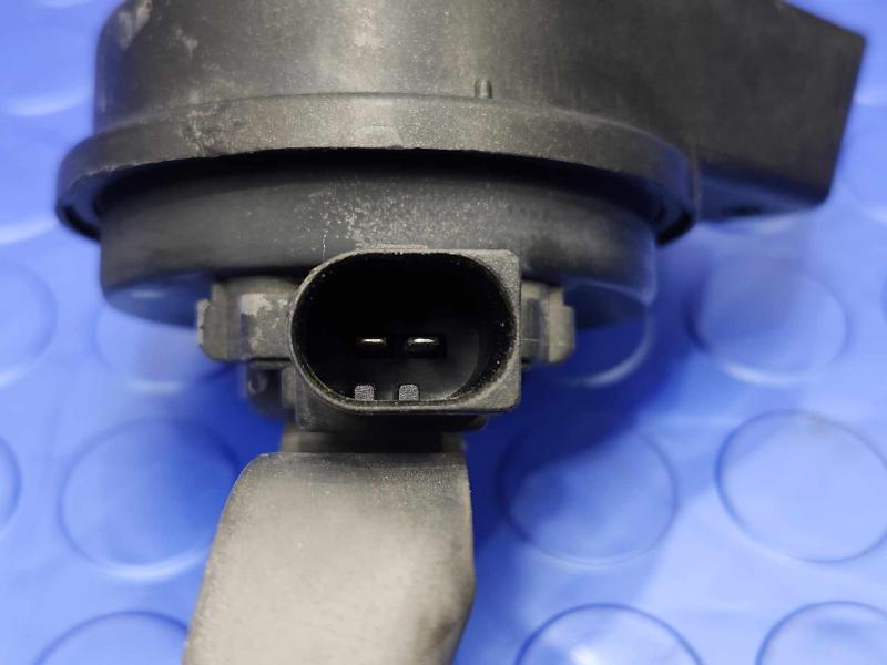 2011 Volkswagen Touareg Horn