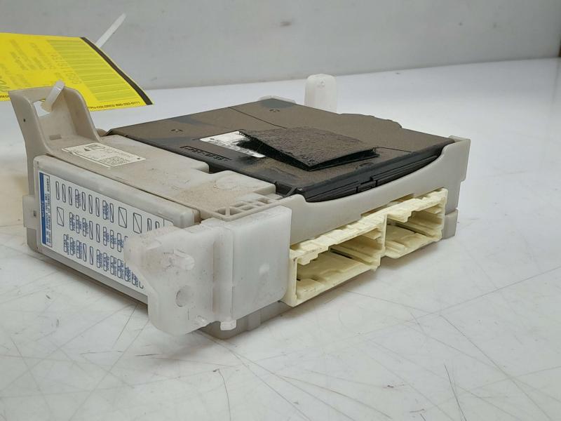 2012 Toyota Prius C 1.5L Multiplex Network Module BCM OEM 89221-52380