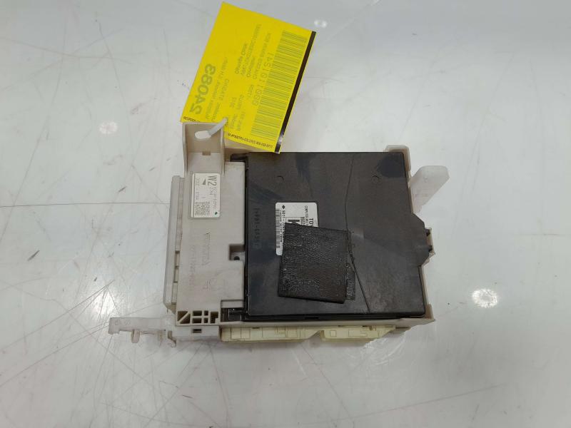 2012 Toyota Prius C 1.5L Multiplex Network Module BCM OEM 89221-52380