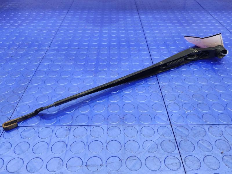 2010 Toyota Prius Wiper Arm
