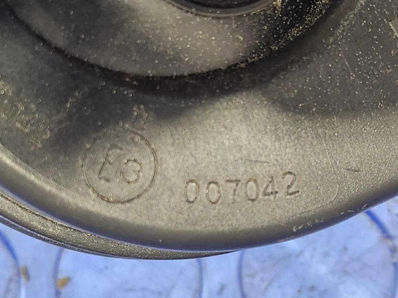2017-2019 Cadillac XT5 High Note Horn Assembly Genuine OEM 84113063