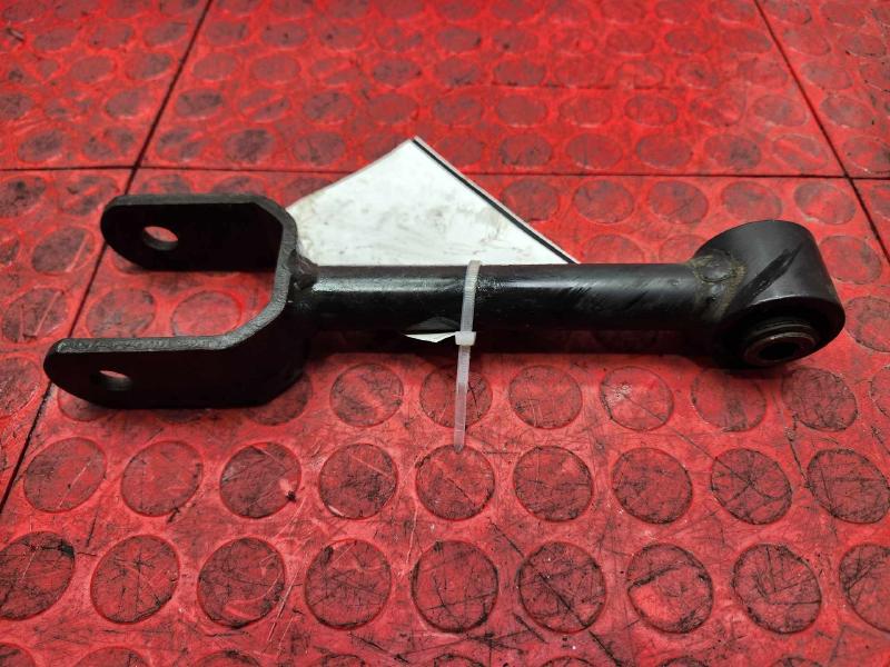 2015 Dodge Journey Lower Control Arm Rr