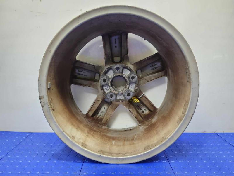 2011 Volkswagen Touareg Wheel