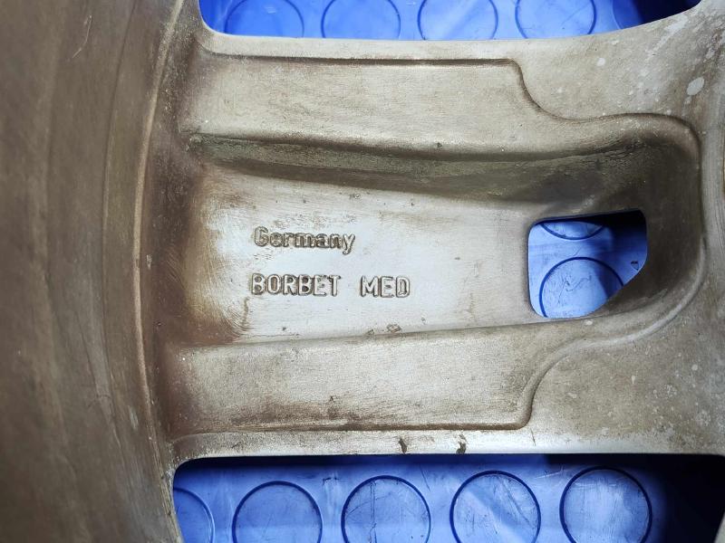 2011 Volkswagen Touareg Wheel