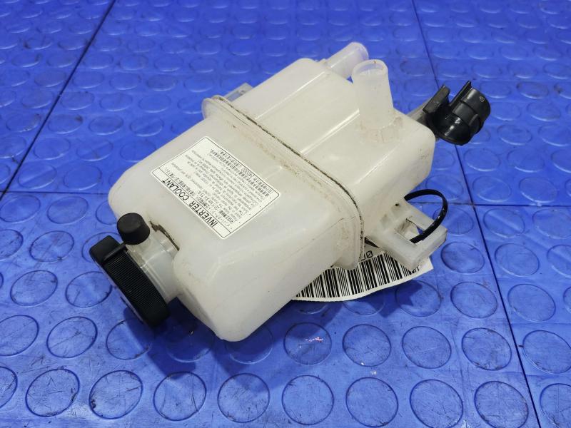 2017 Toyota Prius Coolant Recovery Bottle