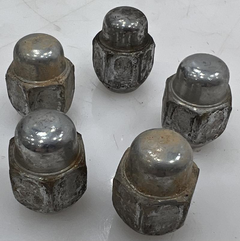 2012 Kia Sorento Lug Nuts