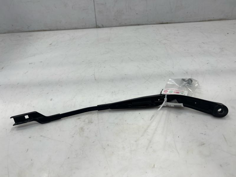 2018 - 2022 Ford Ecosport Windshield Wiper Arm RH Passenger Side OEM GN1Z17526B