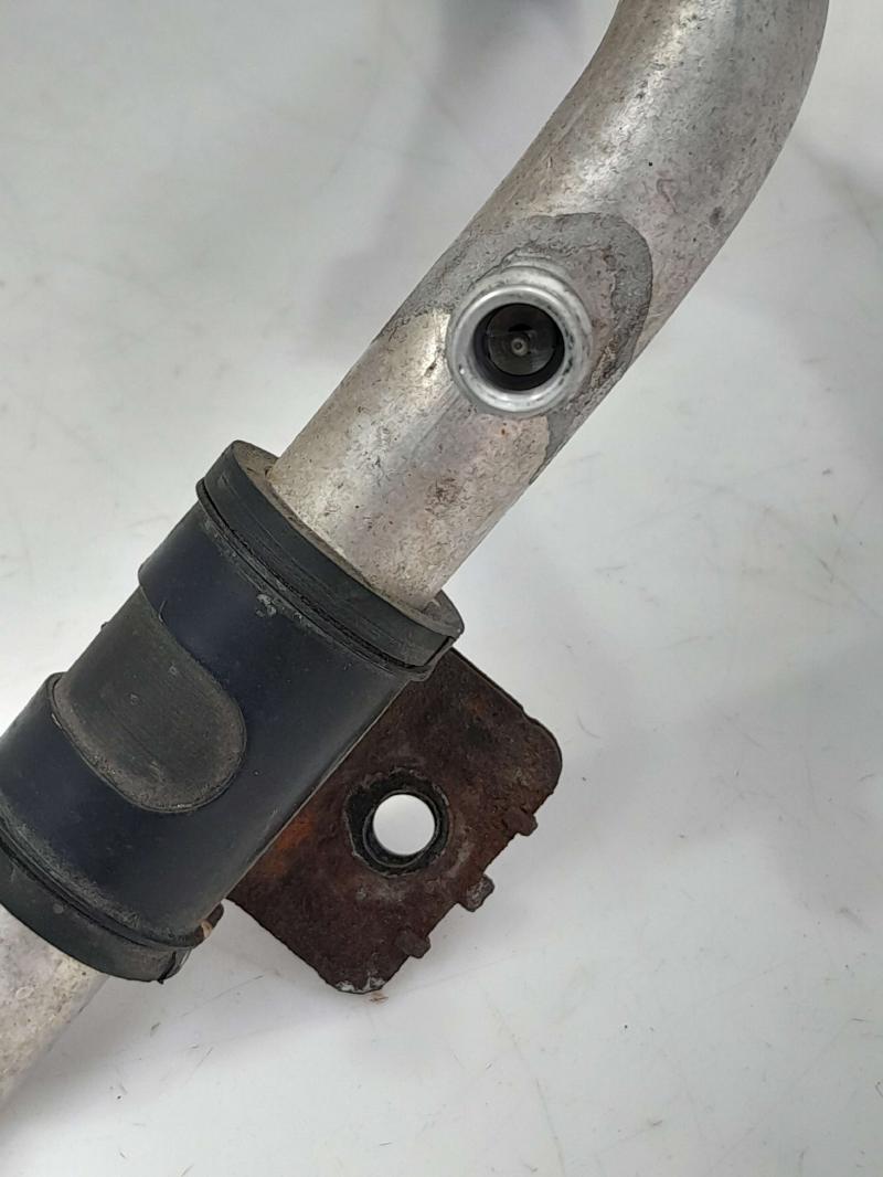 2011 - 2014 Kia Sedona AC Suction Hose OEM 977634D910