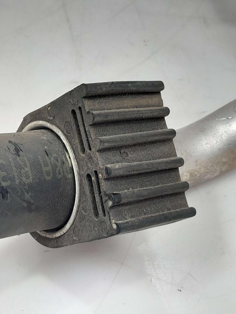 2011 - 2014 Kia Sedona AC Suction Hose OEM 977634D910