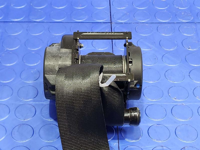 2014 Ford Focus Front Seat Belt