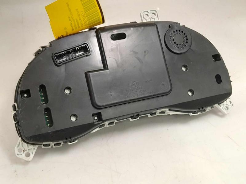 2018 Hyundai Elantra Speedometer
