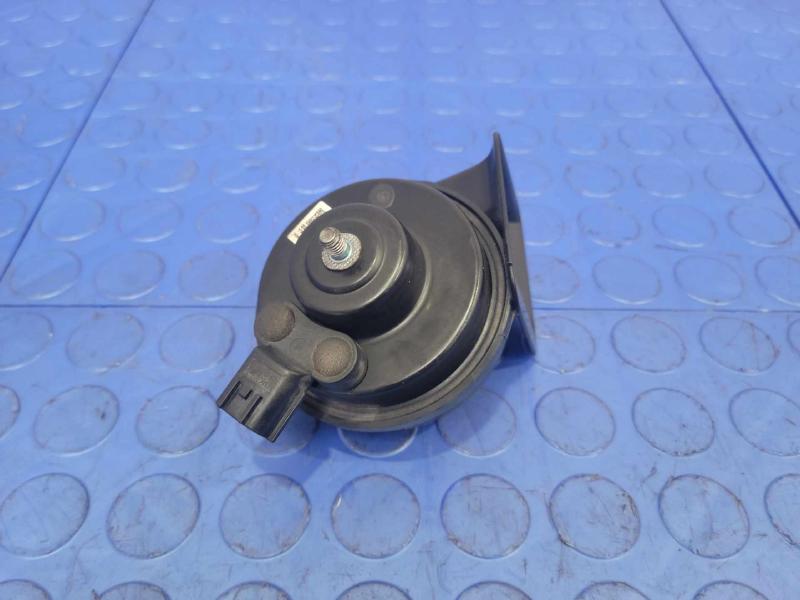 2015-2018 Kia Sedona High Note Horn Assembly Genuine OEM 96620A9000
