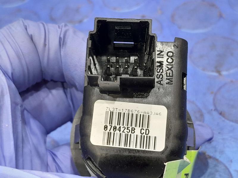 2008 Ford F-250 Super Duty Door Switch Front