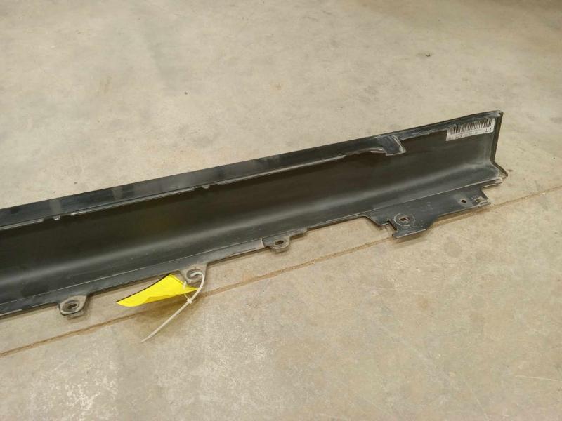 2015 BMW 428i Rocker Moulding