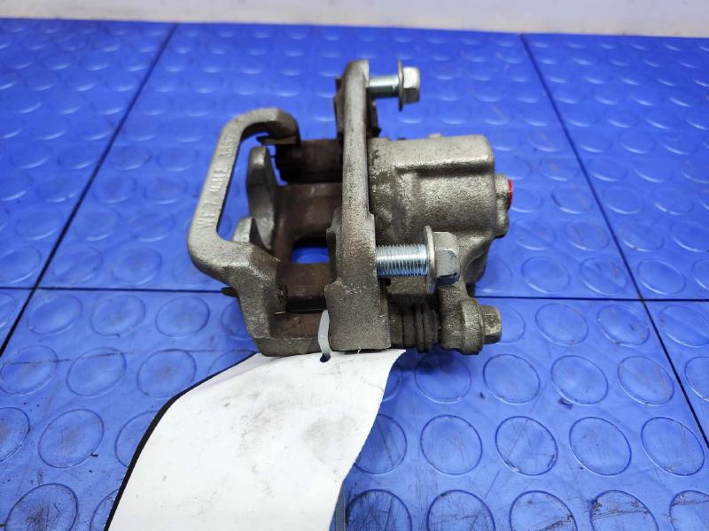 2015 Nissan Leaf Caliper