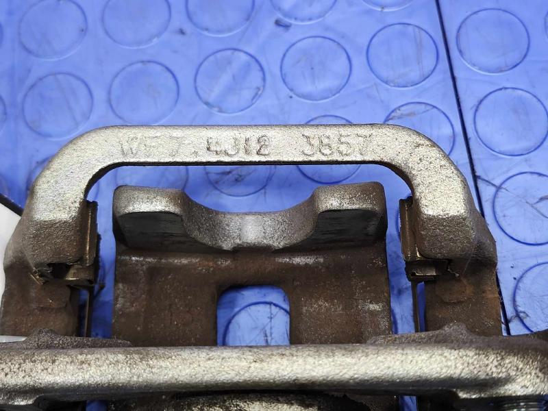 2015 Nissan Leaf Caliper