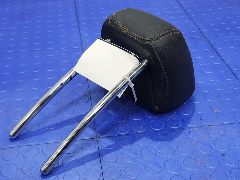 2017 Mercedes C-Class Headrest