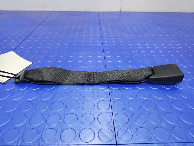 2011 Infiniti QX56 Rear Seat Belt