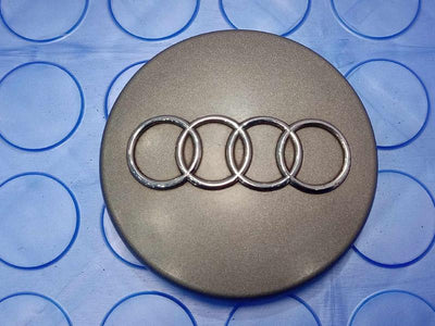 2007-2015 Audi Q7 20" Alloy Wheel Center Cap Genuine OEM Part 8D0601170