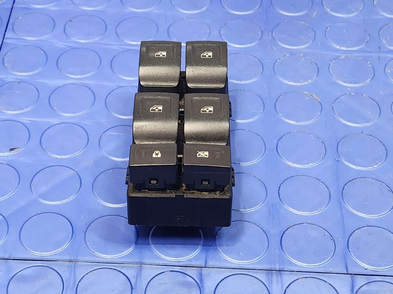2016 Chevrolet Silverado 1500 Door Switch Front