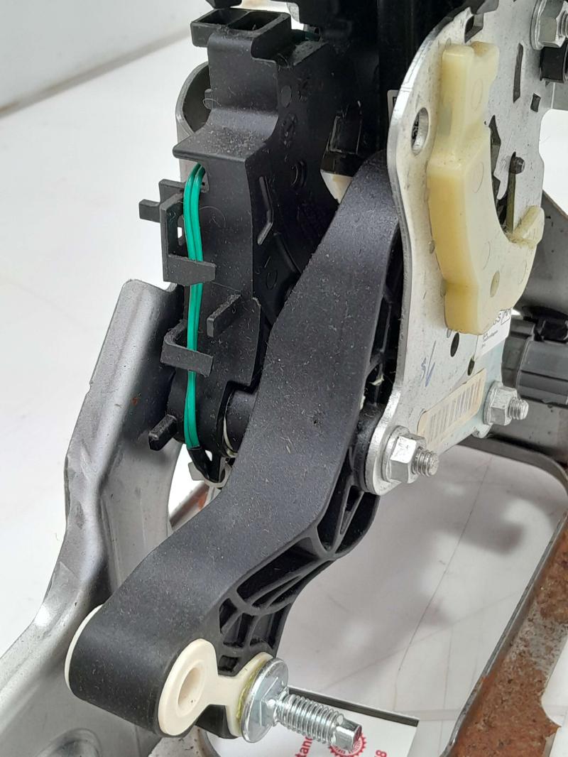 2009 - 2014 Acura TL Automatic Gear Shifter Assembly OEM 54200TK4A83