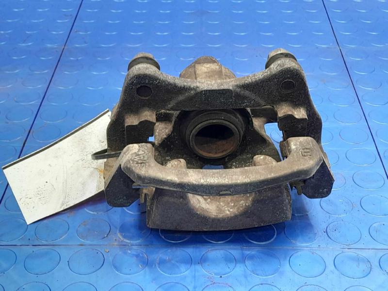 2019 Toyota Sienna Caliper