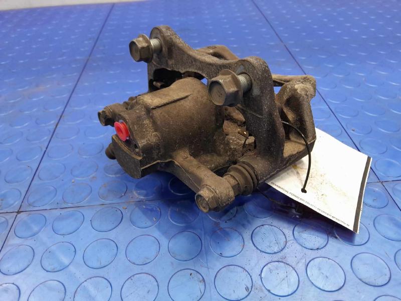 2019 Toyota Sienna Caliper