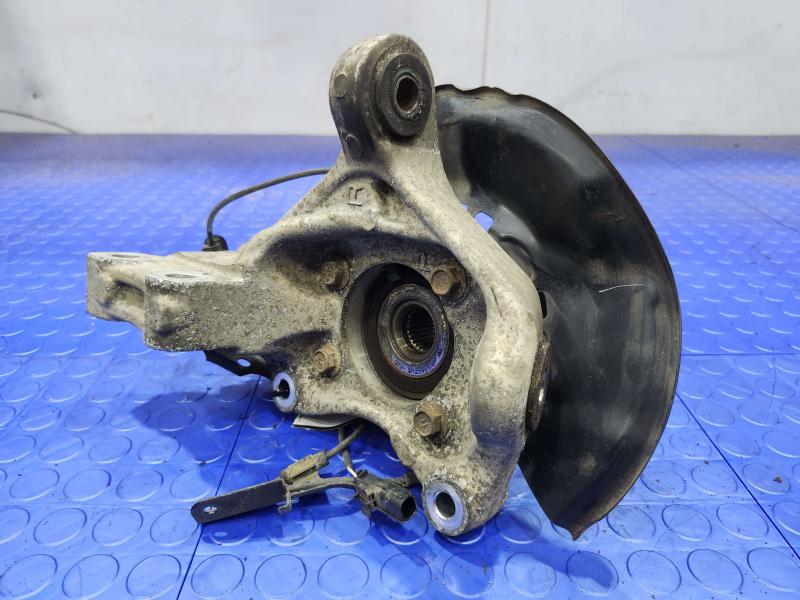 2010 Toyota Prius Spindle Knuckle Front