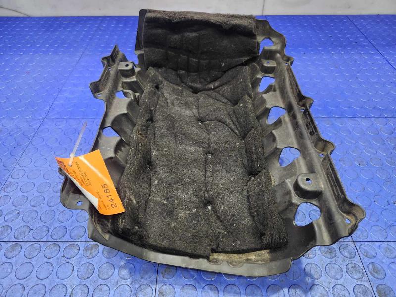 2017 Chevrolet Silverado 1500 Engine Cover