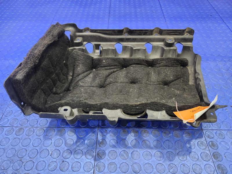 2017 Chevrolet Silverado 1500 Engine Cover