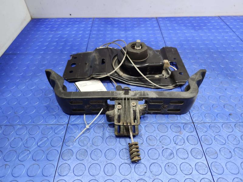 2012 Dodge Grand Caravan Spare Tire Hoist