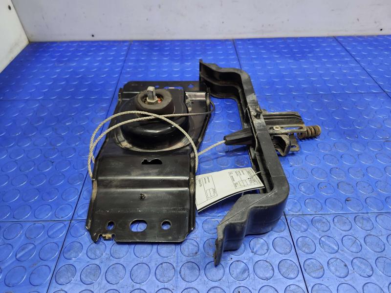 2012 Dodge Grand Caravan Spare Tire Hoist