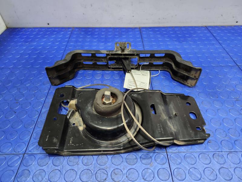 2012 Dodge Grand Caravan Spare Tire Hoist