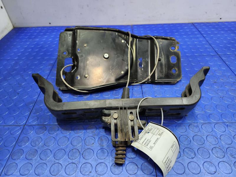 2012 Dodge Grand Caravan Spare Tire Hoist