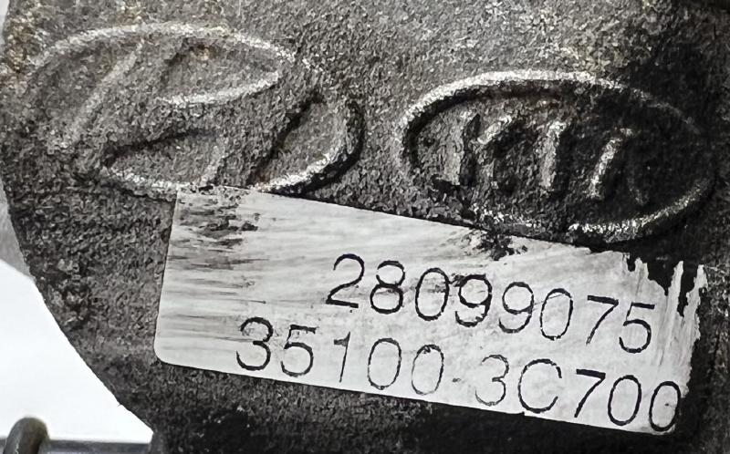2012 Kia Sorento Throttle Body/Valve Assy