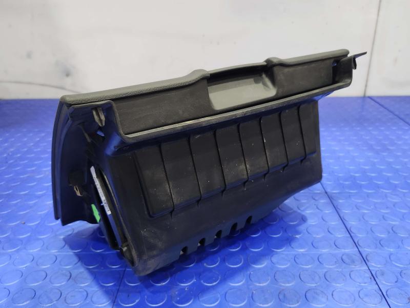 2014 Chevrolet Silverado 1500 Glove Box