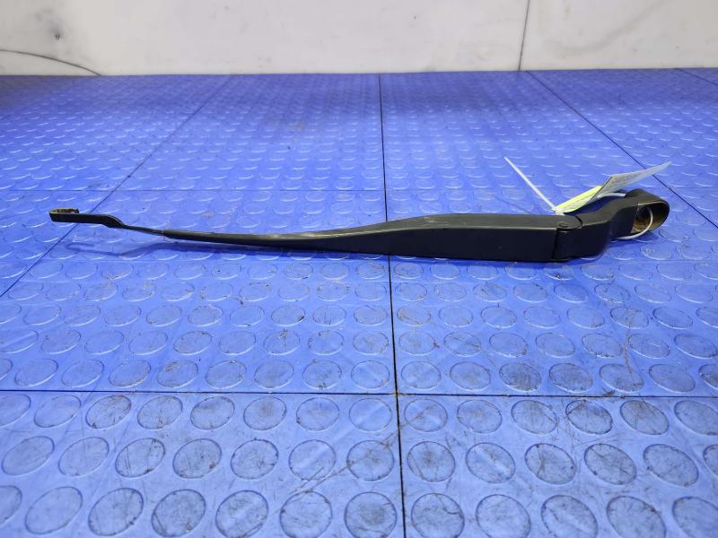 2016 Cadillac ATS Wiper Arm