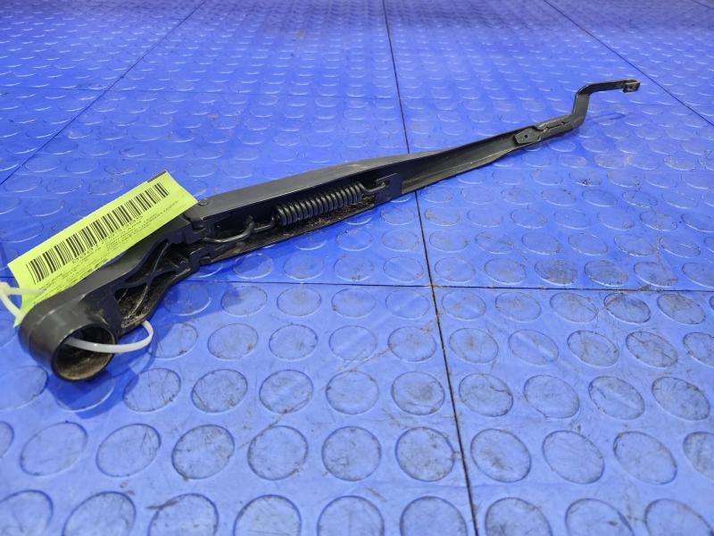 2016 Cadillac ATS Wiper Arm