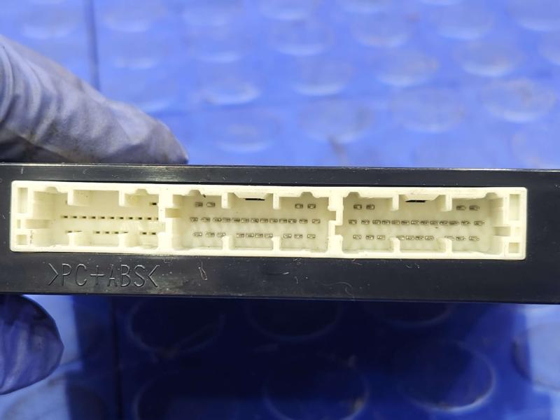 2017 Toyota Prius Chassis Brain Box