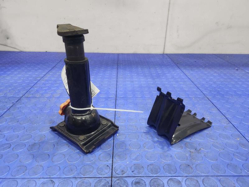 2008 Ford F-250 Super Duty Jack Assembly