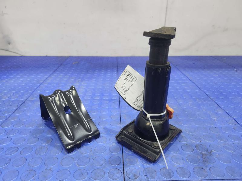 2008 Ford F-250 Super Duty Jack Assembly