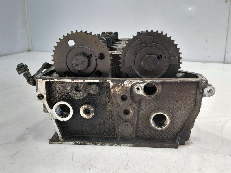 2007 Cadillac DTS Cylinder Head