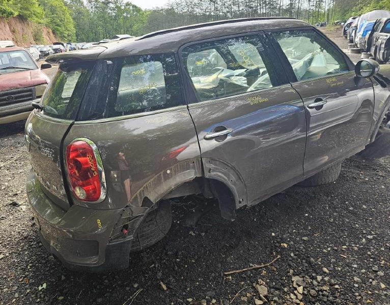 2014 MINI Cooper Countryman Center Pillar