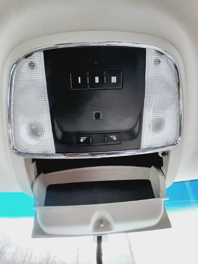 2011 Jeep Grand Cherokee Front Console